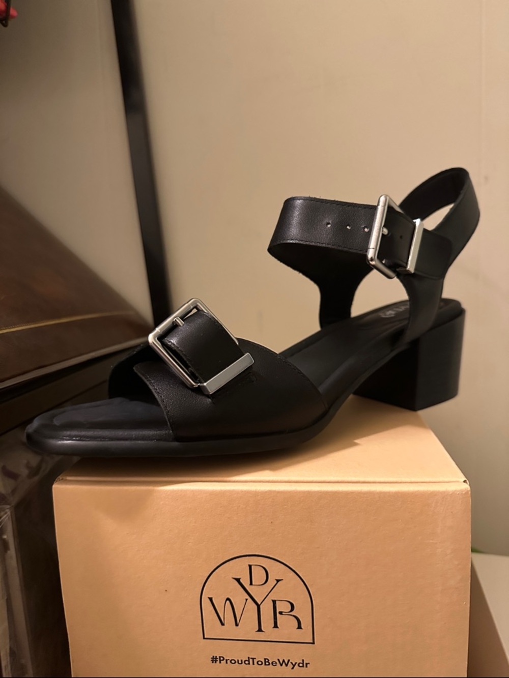 Emma block heel sandals Black Leather Buckle Block Heel Sandals wydr